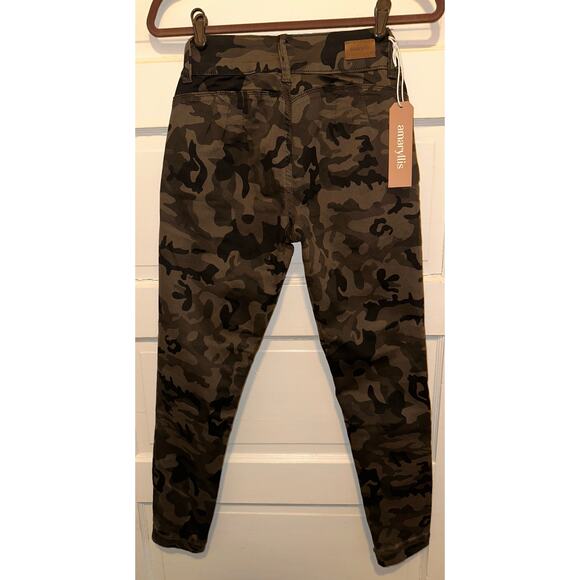Amaryllis Joggers Size 6 (24x27) Lexi Muted Camo Zipper Pockets Stretchy - Picture 5 of 11